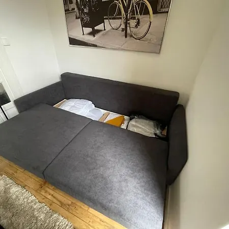 Republique Garden Apartment